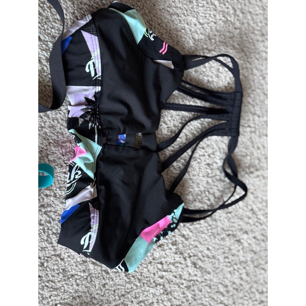 Victoria’s Secret Brand, (VSX) Sports Bras, Women’s Size 32D Athletic Clothing - Picture 4 of 11